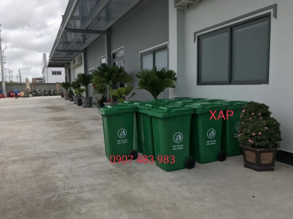 hinh thung rac 240 lit giao KH