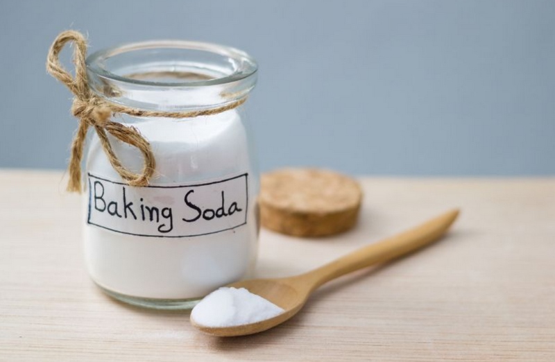 Cách tẩy trắng đồ nhựa bị ố vàng bằng Baking Soda phổ biến